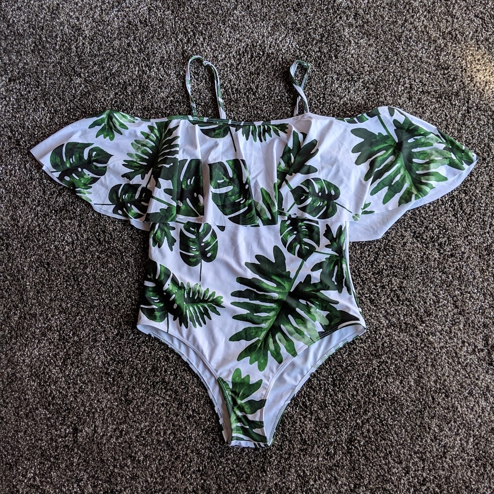 Off the shoulder swimsuit